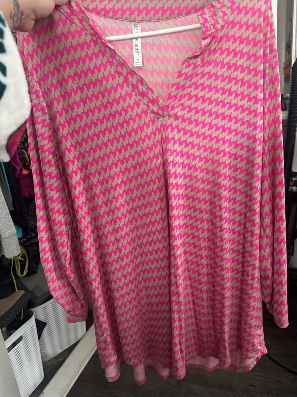 Clara Sunwoo Pink & Cream Houndstooth V-Neck Tunic